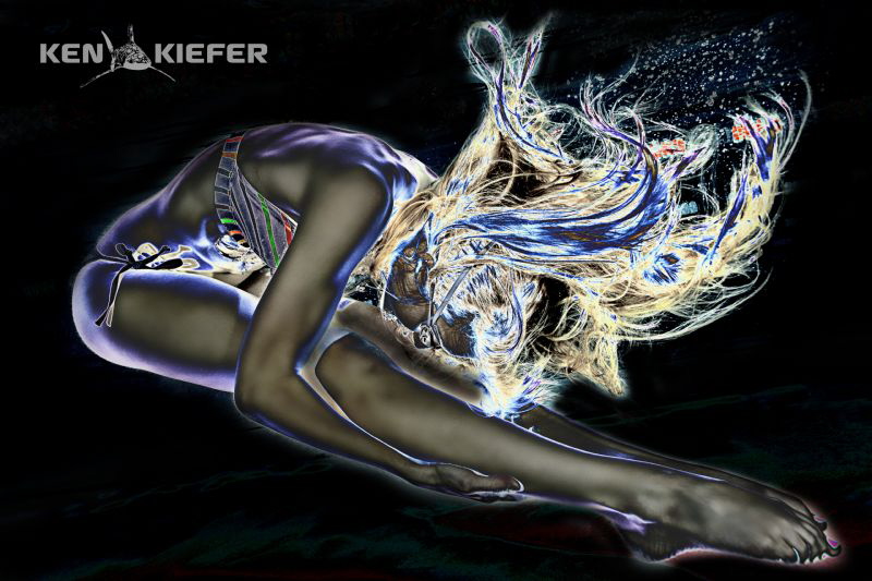 Ballet dancing underwater
Limber and graceful by Ken Kiefer 