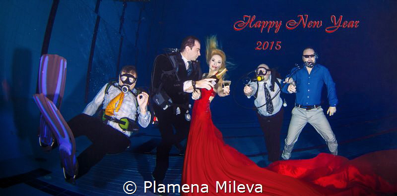 Happy New Year 
Let the new year bring to all of you hea... by Plamena Mileva 