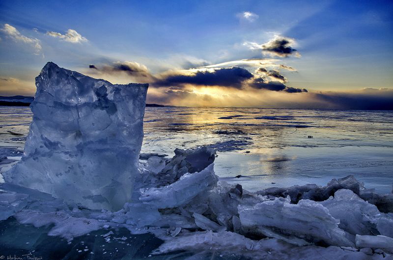Baikal sunset by Mathieu Foulquié 