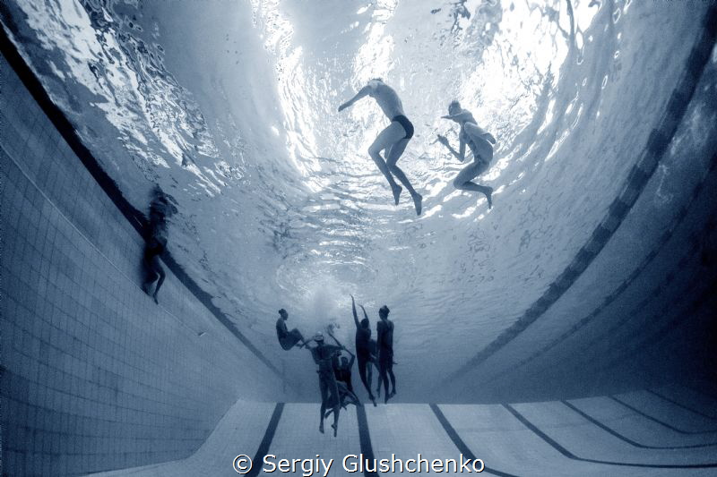 Morning-pool by Sergiy Glushchenko 