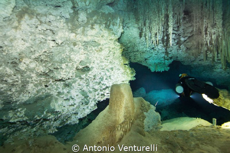 sidemount diving thorugh the cave system of Dos Ojos, Qui... by Antonio Venturelli 