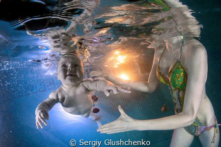 Swimming... by Sergiy Glushchenko 