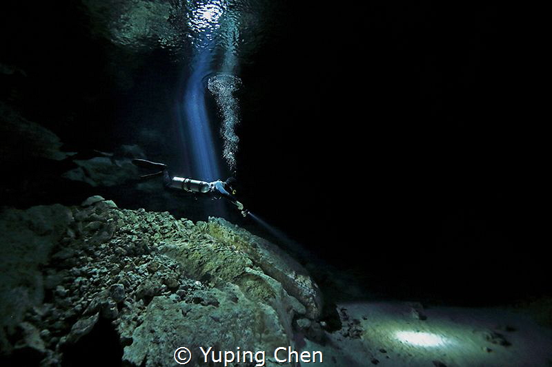 Dive Into the Light/ Cenote diving at Tajma Ha, Tulum, Me... by Yuping Chen 