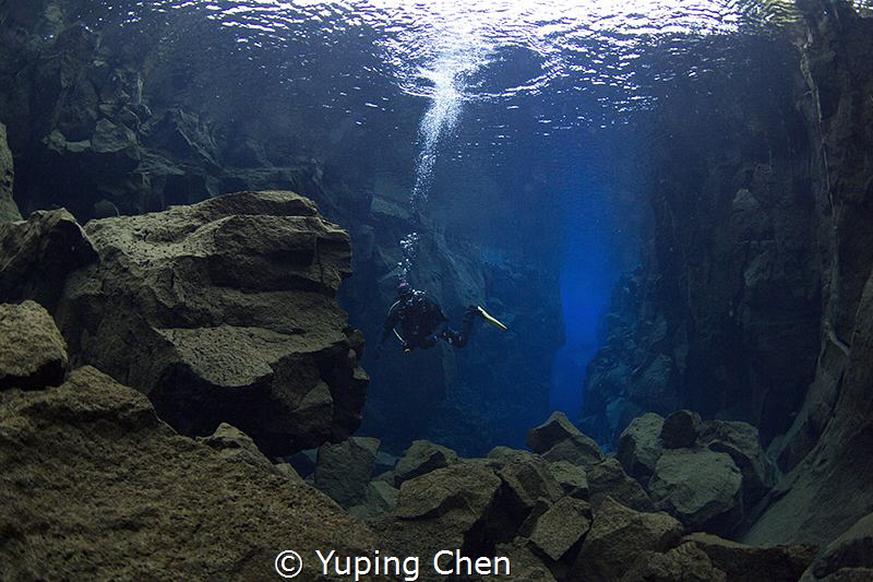 Diving in Silfra/Iceland by Yuping Chen 
