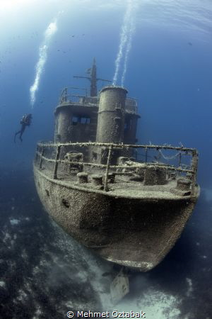 Pinar 1 wreck and diver -  Bodrum / Turkey by Mehmet Öztabak 