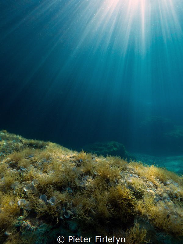 Natural light @ Rodos Kolymbia beach by Pieter Firlefyn 