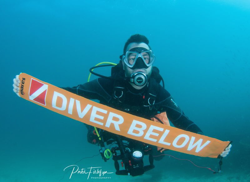 Diver with SMB by Pieter Firlefyn 