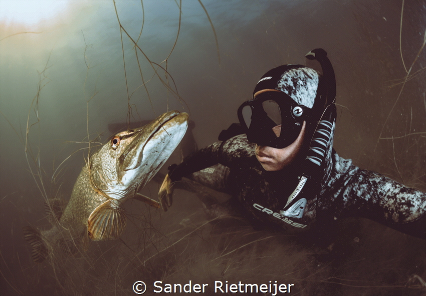 Selfie with a beautiful pike by Sander Rietmeijer 
