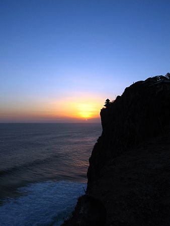 Sunset At Uluwatu!
Taken In Tulamben With Canon S80. by Ed Eng 