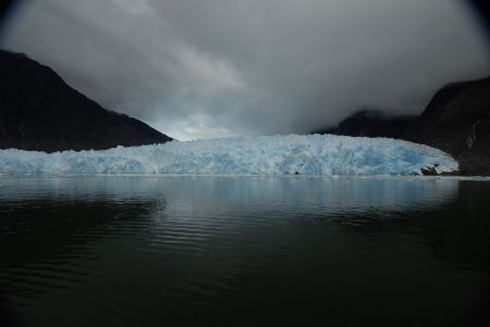 San Raphael Glacier, Padegonia, Chile. Nikon D200 , 12-24... by Peter Foulds 