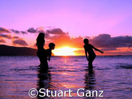 Hawaiian Sunset. Picture taken at Haleiwa beach park of k... by Stuart Ganz 