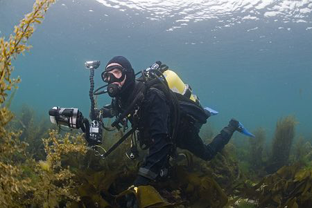 Mark looking for cuttlefish. Babbacombe. D200, 10.5mm. by Derek Haslam 