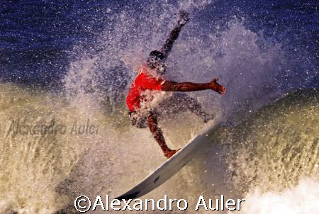Petrobras surfboard trial at Maracaipe´s bay. Porto de Ga... by Alexandro Auler 