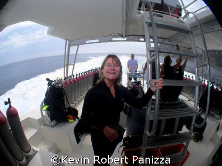 Wendy gives the Fish Eye back to the Fish Eye!
Boat dive... by Kevin Robert Panizza 