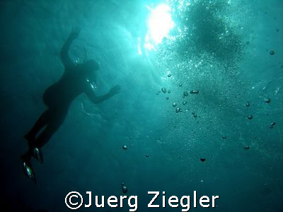 Hi - are you in the water also ?

Sabang, Puerto Galler... by Juerg Ziegler 