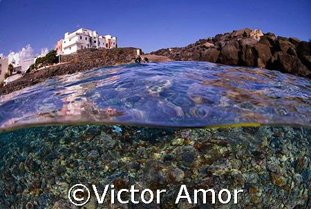 Crystal reflections by Victor Amor 