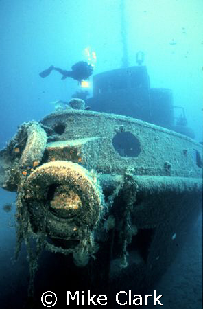 Diver enjoying the rozi wreck.
nik v 15mm lens
fujichro... by Mike Clark 