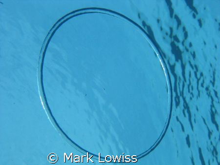 Bubble o-ring by Mark Lowiss 