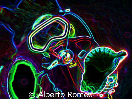 NEON GIRL WITH BIG SHELL AND STROBE.    Photoshopped NEON... by Alberto Romeo 