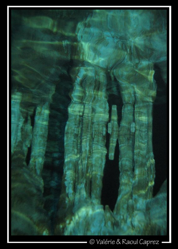 Stalactite reflect in a cenote. Canon G9 by Raoul Caprez 