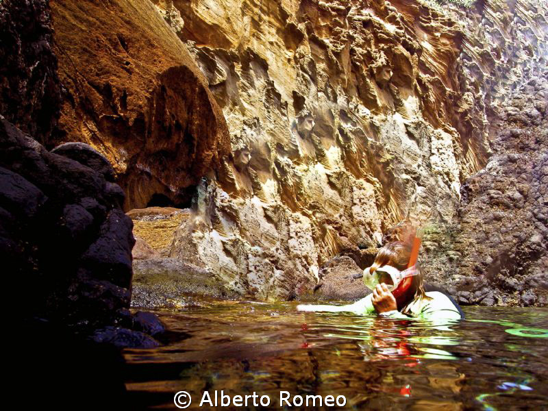 The wonderful  volcanian roks of Ustica island by Alberto Romeo 