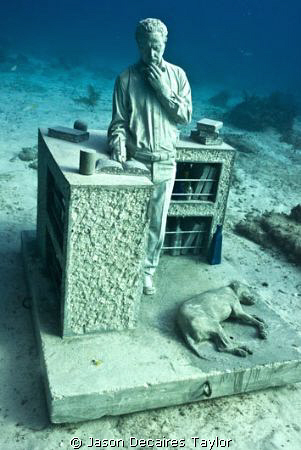 The Dream collector by Jason Decaires Taylor 