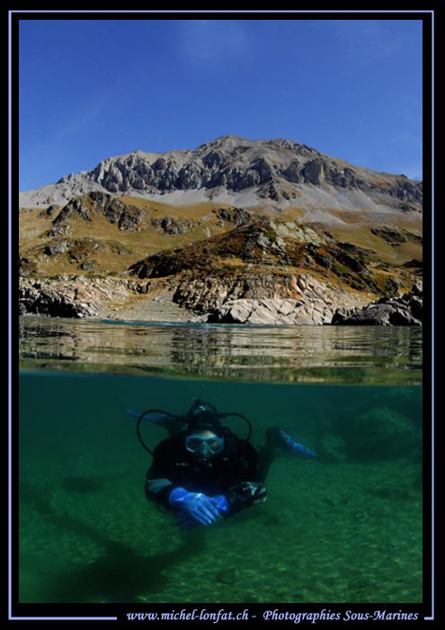 High Altitude lake diving in the Swiss Alps... Que du bon... by Michel Lonfat 