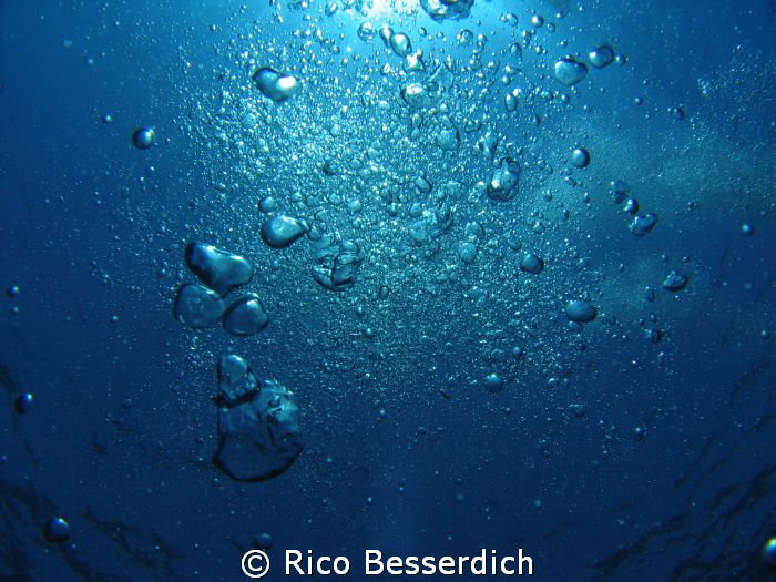 Just Bubbles.... by Rico Besserdich 