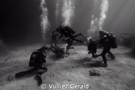 Diving Lesson in Sardegna by Vulliez Gérald 