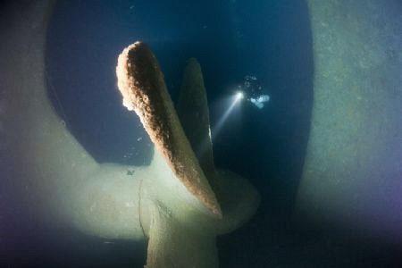 wreck Haven-propeller at 80 mt by Miro Polensek 