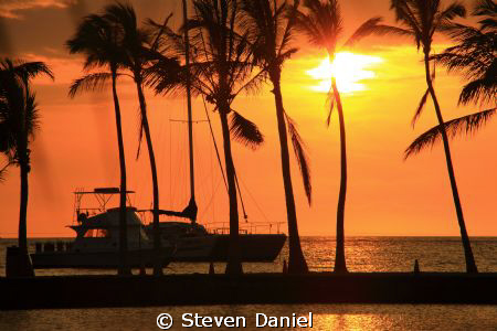 Big Island Sunset by Steven Daniel 
