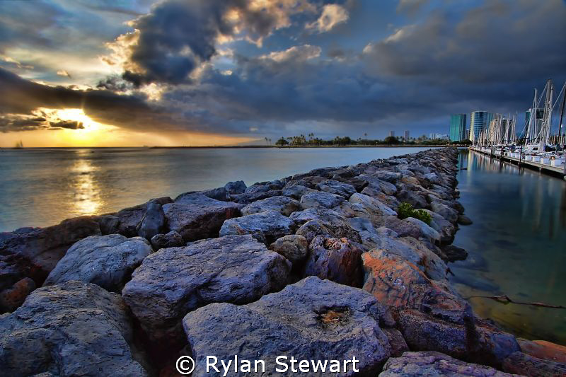 A soothing sunset on the jetty by Rylan Stewart 