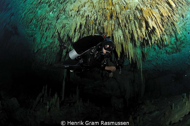 Cave diver in "dreams gate" - 10,5mm fisheye and 2 x flash by Henrik Gram Rasmussen 