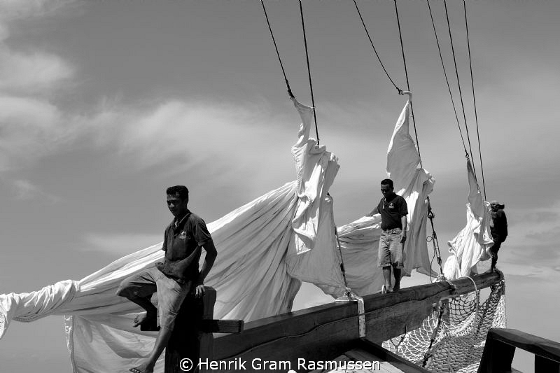 Crew of the Paradise Dancer setting sails by Henrik Gram Rasmussen 