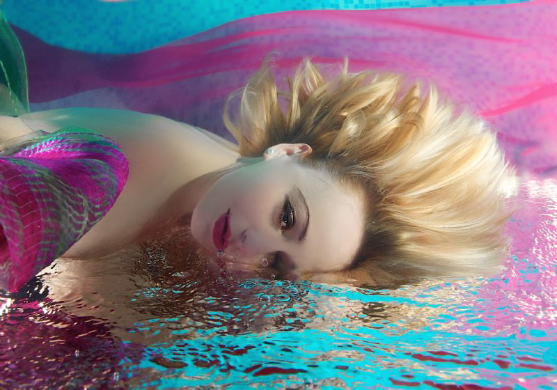 Just lying in the bed of water by Lucie Drlikova 