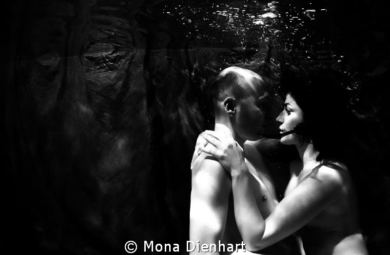 EYE CONTACT
...or a bit more... by Mona Dienhart 