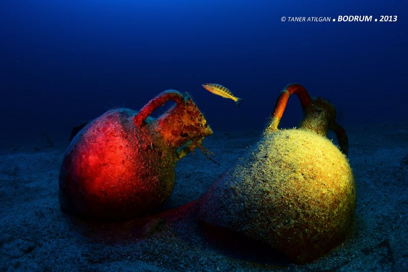 Color filters on amphoras from Bodrum/Turkey (No PS) by Taner Atilgan 