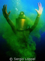 click to go to the #1 online underwater photo contest