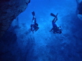 Divers entry the cathedral Pescador.The Cathedral entrance starts at 28m entering Divers entry the cathedral Pescador.The Cathedral entrance starts at 28m entering