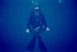 Relaxing Safety Stop, Belize, Reefmaster RC, Onboard Flash by John C Jeppson 