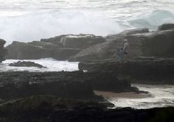 on the rocks, Ballito bay, South Africa by Leon Joubert 