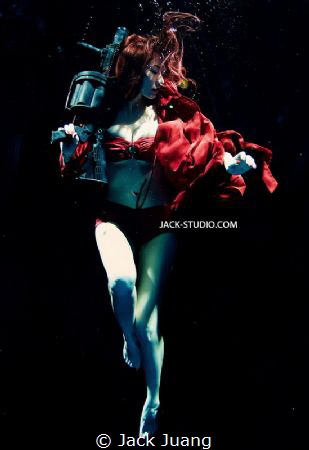 Underwater War Game by Jack Juang 