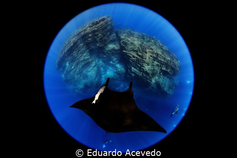 CANON 8-15MM.Revillagigedo Island by Eduardo Acevedo 