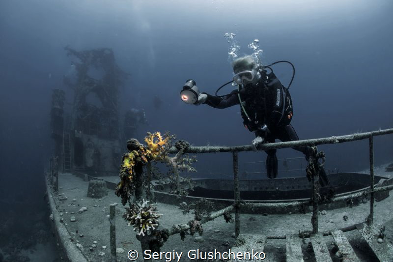 Wreck... by Sergiy Glushchenko 