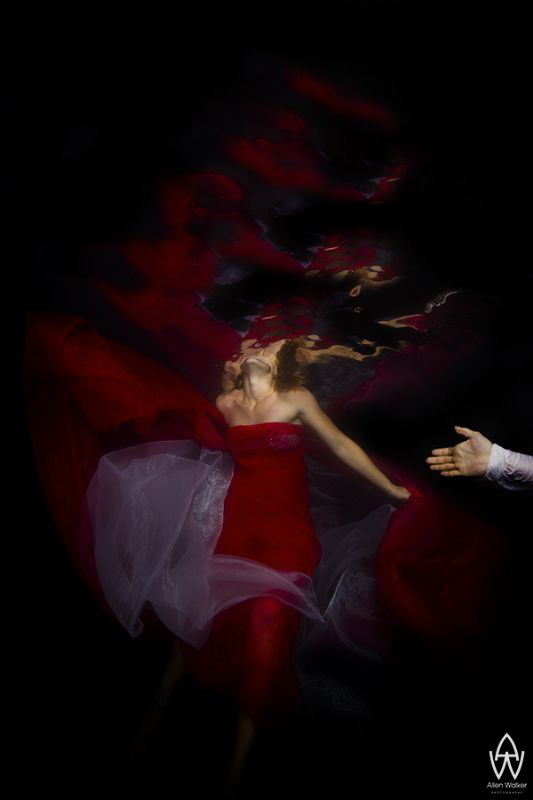 "Come Back"

Part of a portfolio shoot done recently ;) by Allen Walker 