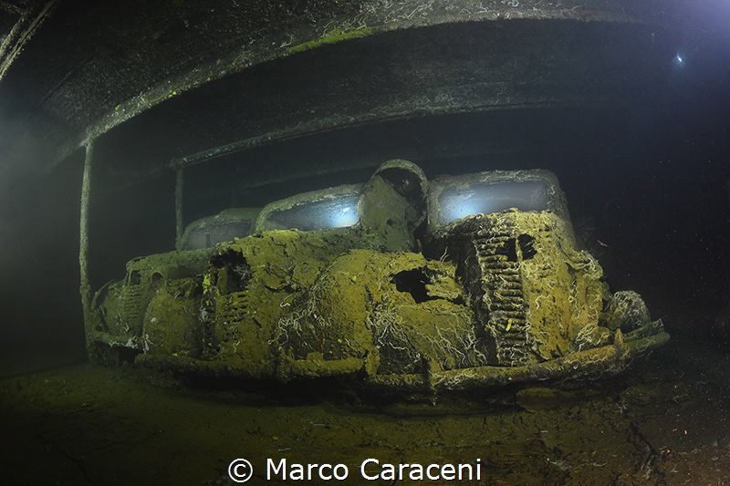 UMBRIA and its 1100
With three friends, two to four vide... by Marco Caraceni 