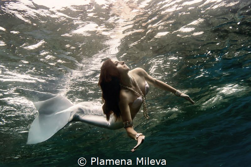 To believe in the nonexistent time by Plamena Mileva 