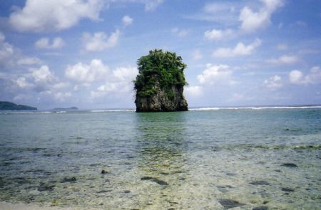 Fatu Ma Futi, American Samoa. This shot was taken by my g... by Chris Lawford 