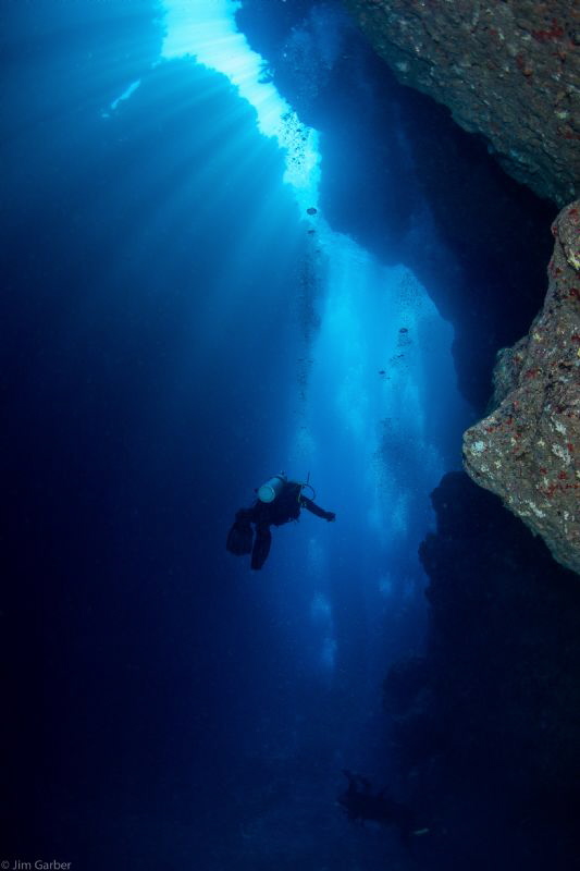 Spooky channel lives up to its name ...... Roatan by Jim Garber 