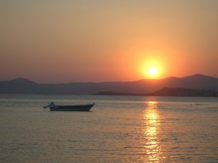 Sunset in gumuldur by Hakan Taslicay 